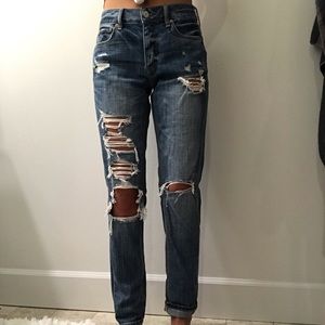 American Eagle Tomgirl Jeans